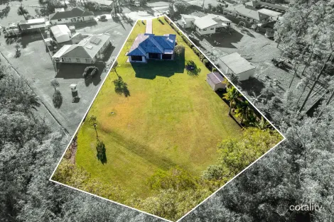 Property photo of 9 Bowerbird Place Landsborough QLD 4550