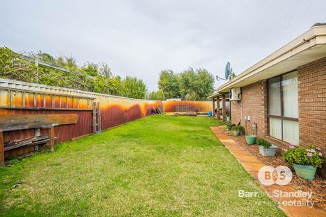Property photo of 5 Shine Court Australind WA 6233