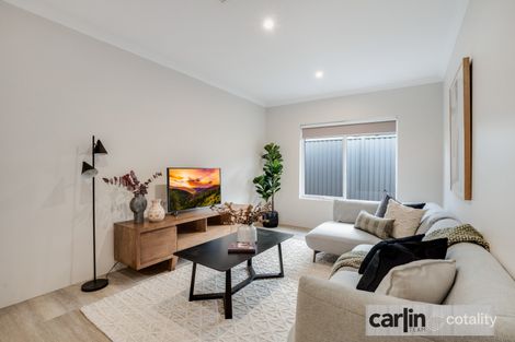 Property photo of 47 Litchfield Circle Wandi WA 6167