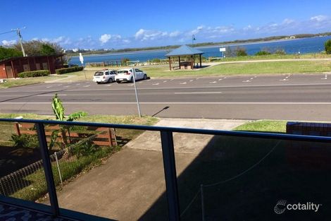 Property photo of 2/43 Esplanade Golden Beach QLD 4551