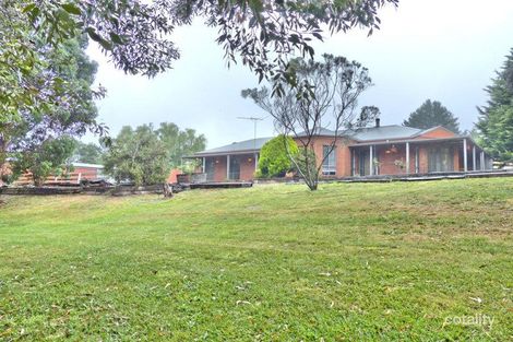 19 Myrtle Grove Rd, Ballan, VIC 3342