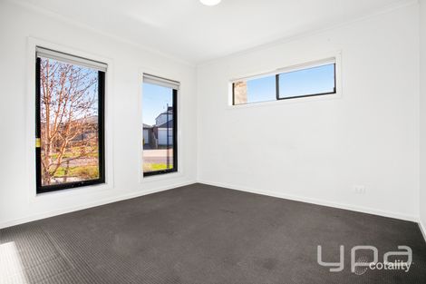 Property photo of 6 Indura Drive Werribee VIC 3030