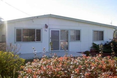 Property photo of 39 Saumarez Street Vincentia NSW 2540