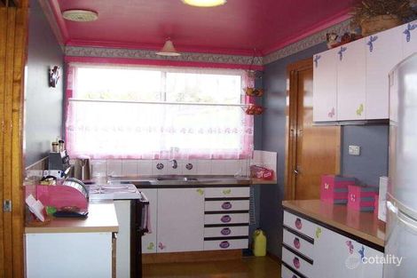 Property photo of 6 Aleeka Court Havenview TAS 7320