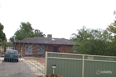 35 Banyard Ave, Kelmscott, WA 6111