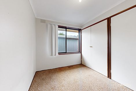Property photo of 15 Gore Rise Endeavour Hills VIC 3802