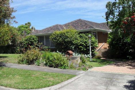 Property photo of 17 Glendowan Road Mount Waverley VIC 3149