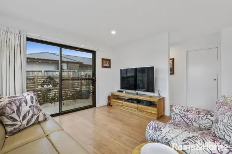 Property photo of 1/24 Heron Crescent Midway Point TAS 7171