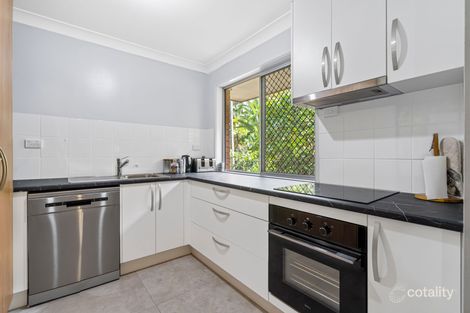 Property photo of 13 Jackson Court Dinmore QLD 4303