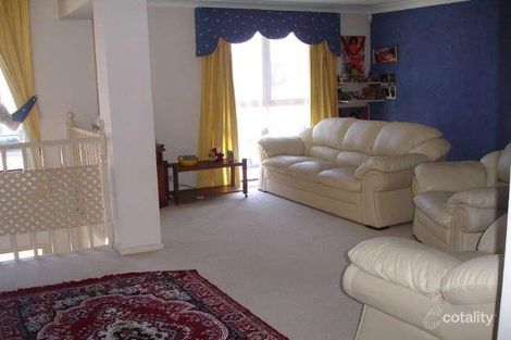 Property photo of 37 Rabett Crescent Horningsea Park NSW 2171