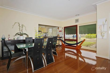 Property photo of 11 Avondale Avenue St Albans VIC 3021