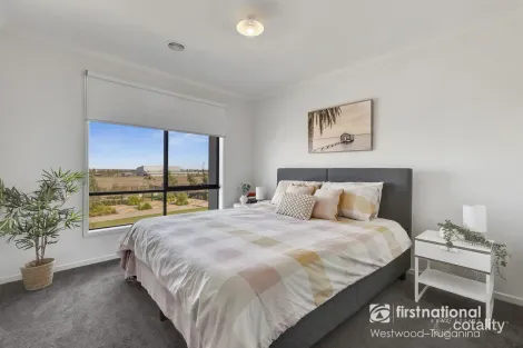 Property photo of 51 Boulder Avenue Truganina VIC 3029
