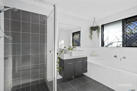 Property photo of 37 Shepherd Street Wynnum QLD 4178