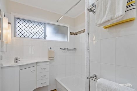 Property photo of 11 Pickering Street Riverview QLD 4303