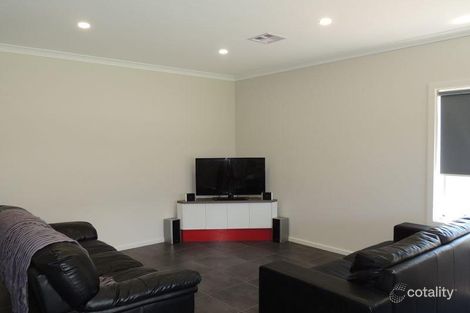 Property photo of 33 Boree Drive Swan Hill VIC 3585