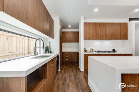 Property photo of 7 Coyote Road Clyde North VIC 3978