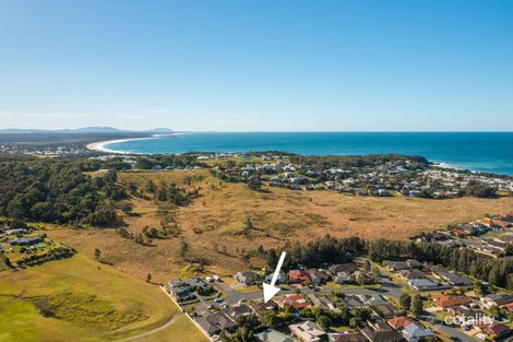 Property photo of 10 Meers Drive Black Head NSW 2430