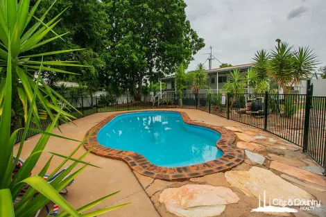 8 Epsilon Ave, Sunset, QLD 4825