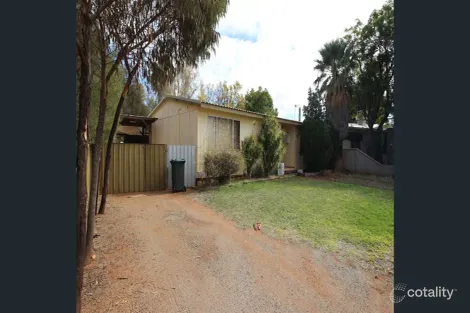 17 Hepburn St, Mount Magnet, WA 6638