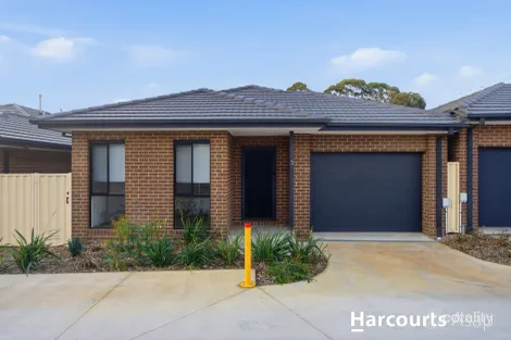 9/3 Lima Pl, Pakenham, VIC 3810