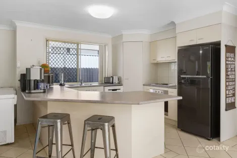 Property photo of 17 Mannix Place Forest Lake QLD 4078