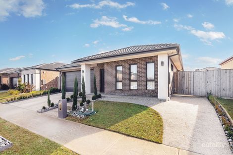 Property photo of 44 Daybreak Vista Mickleham VIC 3064