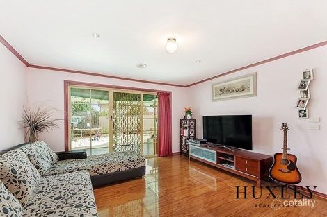 Property photo of 2/10 Gray Court St Albans VIC 3021