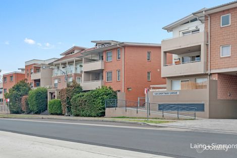 Property photo of 25/120 Driftway Drive Pemulwuy NSW 2145