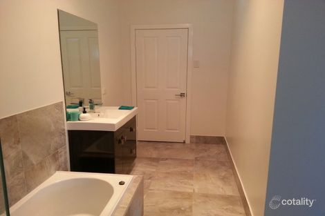 34 Henderson St, Newtown, QLD 4350