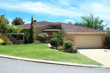 4 Parwich Rise, Carine, WA 6020