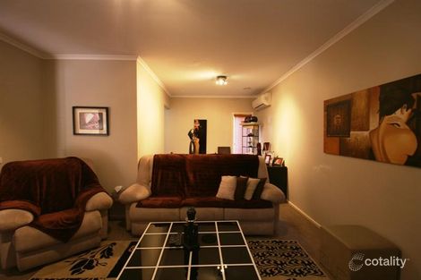 Property photo of 39 The Glades Taylors Hill VIC 3037