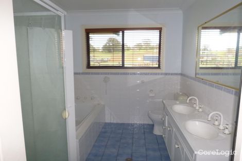 Property photo of 50-52 Lynjohn Drive Bega NSW 2550