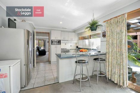 Property photo of 12 Winsham Court Craigieburn VIC 3064