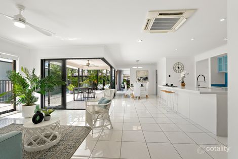 2 Wallace Cl, Coes Creek, QLD 4560