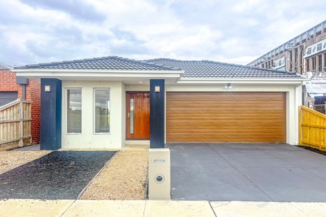 Property photo of 17 Ringtail Place Beveridge VIC 3753