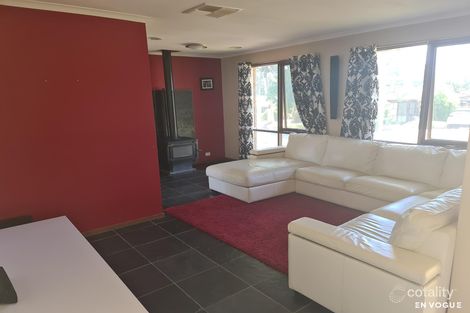 Property photo of 5 Woinarski Place Latham ACT 2615