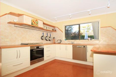 Property photo of 10 Charmian Place Rosemeadow NSW 2560