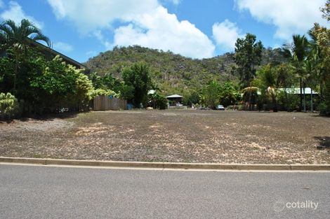 11 Bond Ct, Horseshoe Bay, QLD 4819