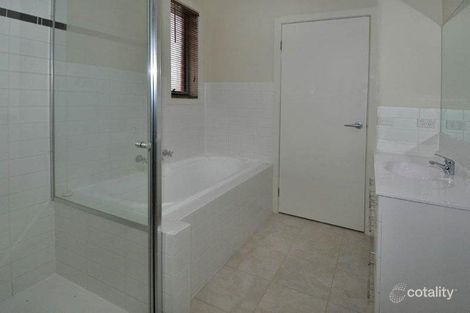 Property photo of 2/63 Fox Street St Albans VIC 3021