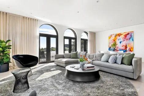 Property photo of 2 Hampden Road Armadale VIC 3143