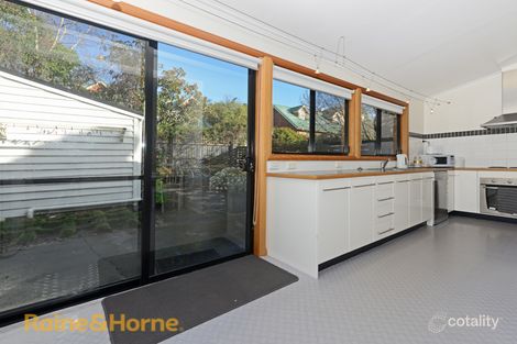 Property photo of 14 Flinders Lane Sandy Bay TAS 7005