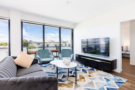 4 Bayview St, Runaway Bay, QLD 4216