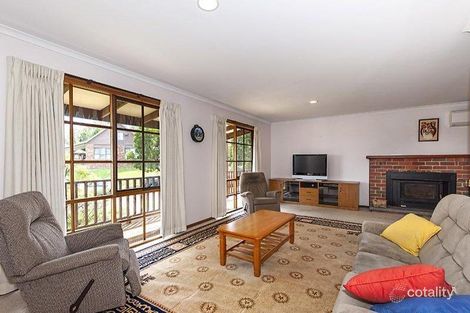 Property photo of 38 Kamarooka Drive Wattle Glen VIC 3096