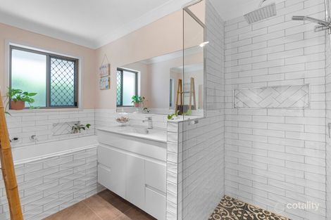 Property photo of 6 Settler Way Karalee QLD 4306