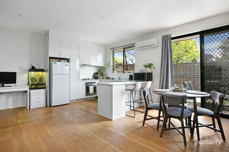 Property photo of 1 Mountbatten Court Reservoir VIC 3073