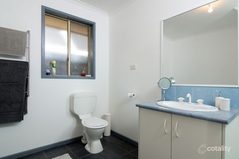 Property photo of 41 Pinewood Drive Carrum Downs VIC 3201