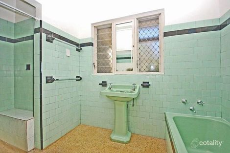 Property photo of 23 Clyde Road Menora WA 6050