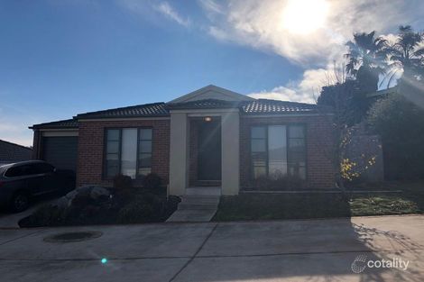 26/107 Army Rd, Pakenham, VIC 3810