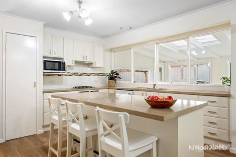 Property photo of 2 Boyd Close Mooroolbark VIC 3138