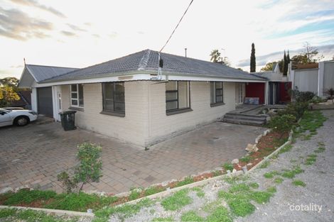 2 Highland Dr, Ridgehaven, SA 5097